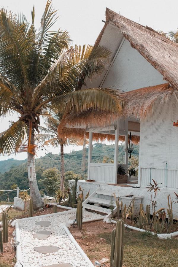 Tropical Glamping Nusa Penida - Private Romantic Seaside Bungalow Diamond Beach Polilit Exteriör bild