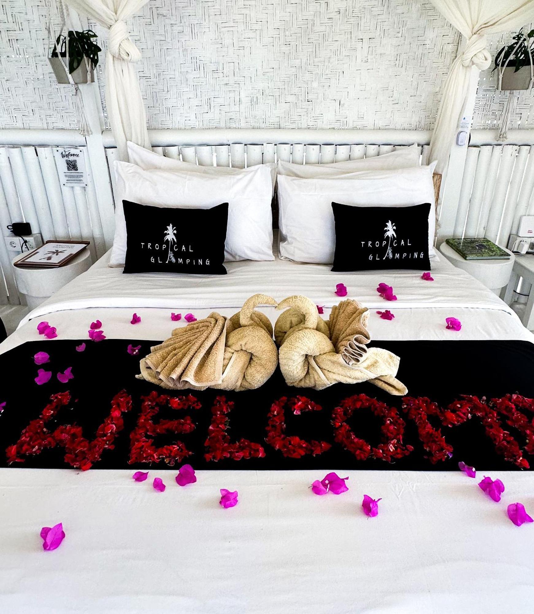 Tropical Glamping Nusa Penida - Private Romantic Seaside Bungalow Diamond Beach Polilit Exteriör bild